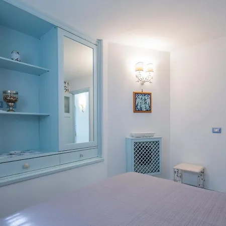 Luxurious By The Sea Apartment